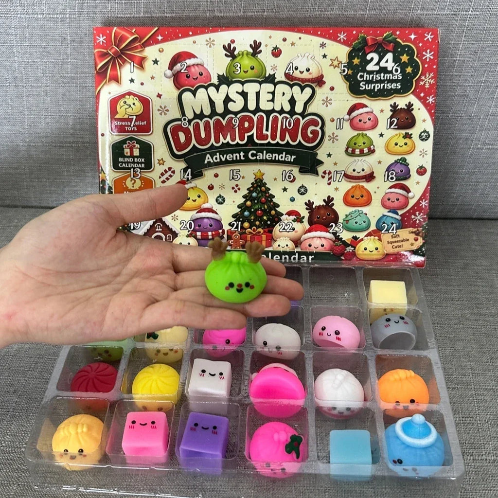 Vue du calendrier de l’Avent et de plusieurs Squishies Dumpling