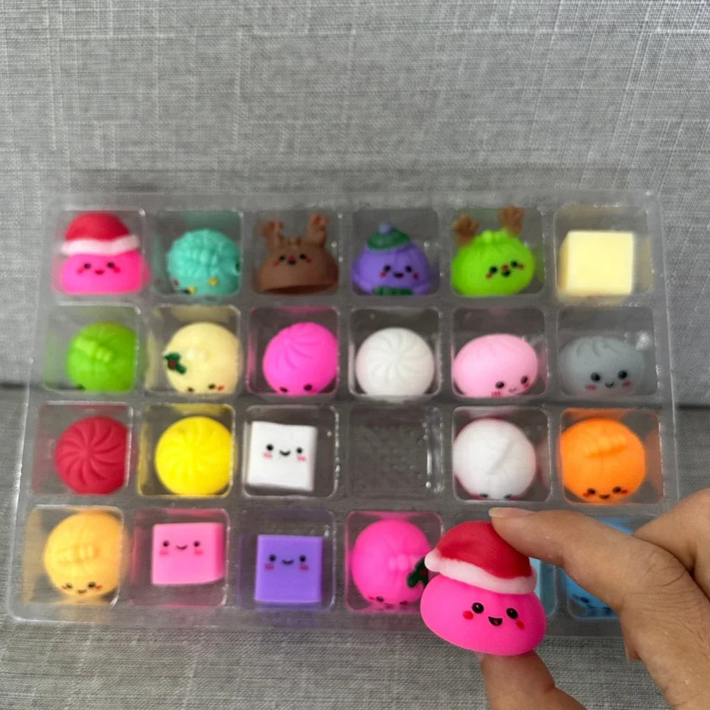Assortiment de petits Squishies Dumpling colorés du calendrier